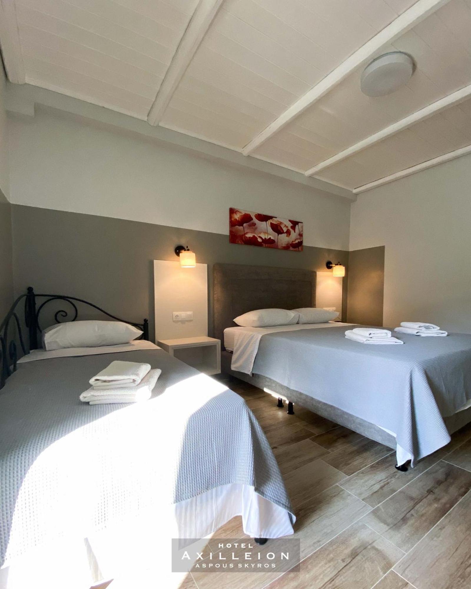Achilleion Hotel Скирос Экстерьер фото