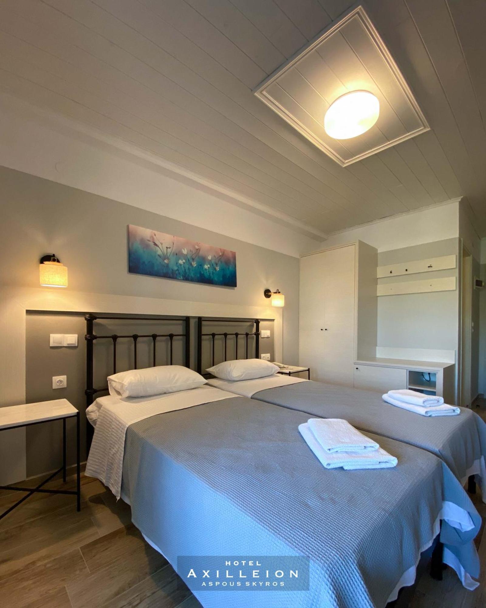 Achilleion Hotel Скирос Экстерьер фото