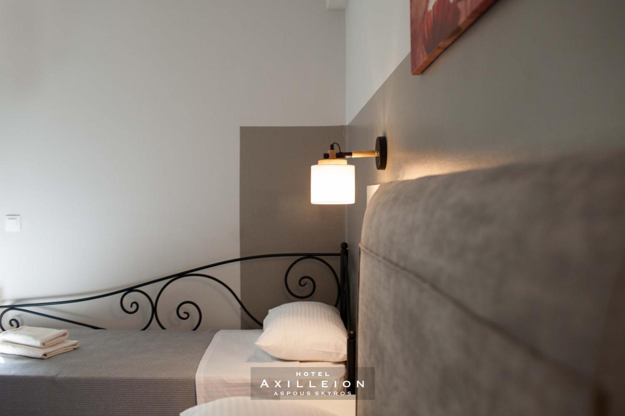 Achilleion Hotel Скирос Экстерьер фото